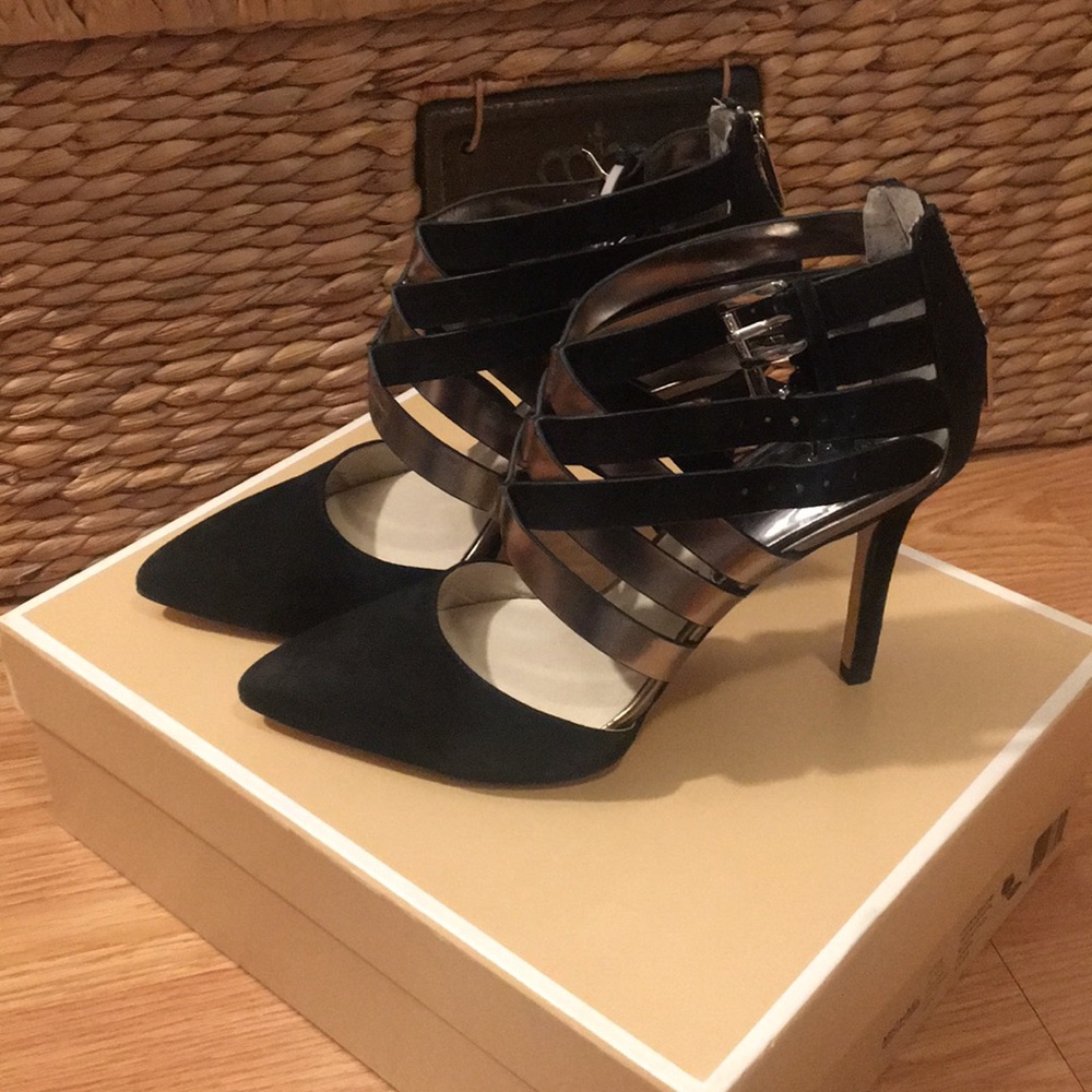 Michael Kors Cammie Back Zip Heels in Black/Nickel